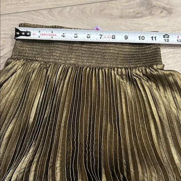 NWT ELIE TAHARI Tarnished Gold Pleated Midi Skirt Asymmetric size Small - Picture 10 of 11